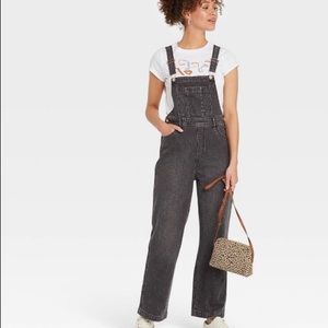 Universal thread women’s overalls